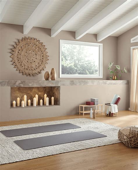 Perfect Greige SW 6073 .